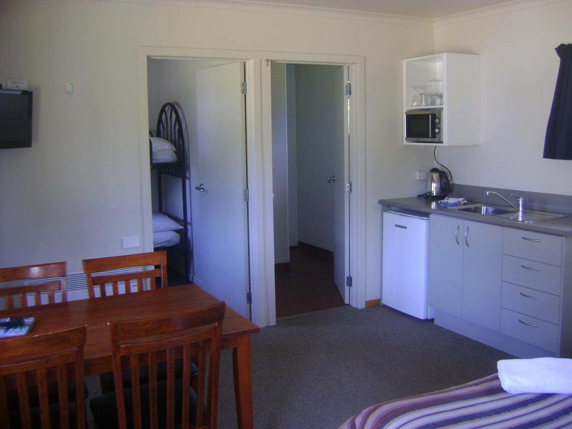 Catlins Newhaven Holiday Park Owaka Cameră foto
